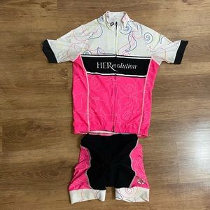 Herevolution Womens Cycling kit.